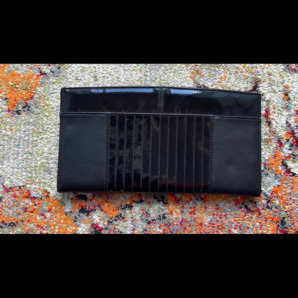 Miche classic shell Black patent leather, shiny & matte.